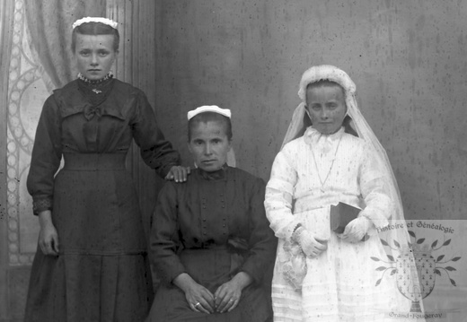 femmes et enfants 102