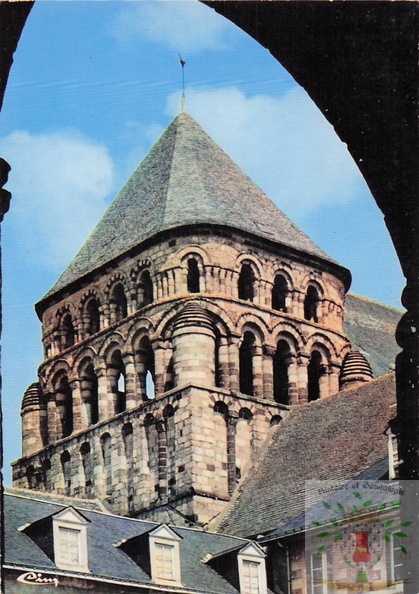 la tour romane.jpg